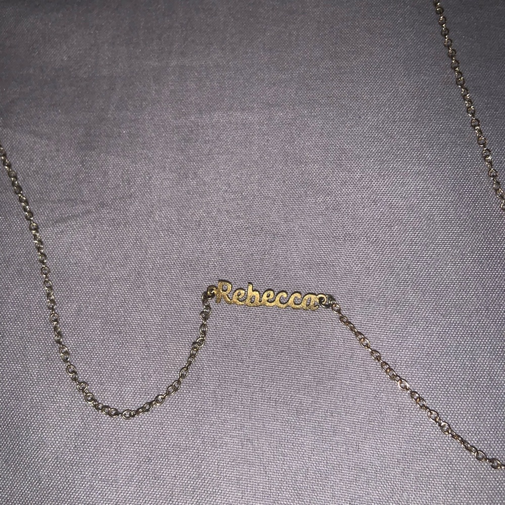 REBECCA NECKLACE